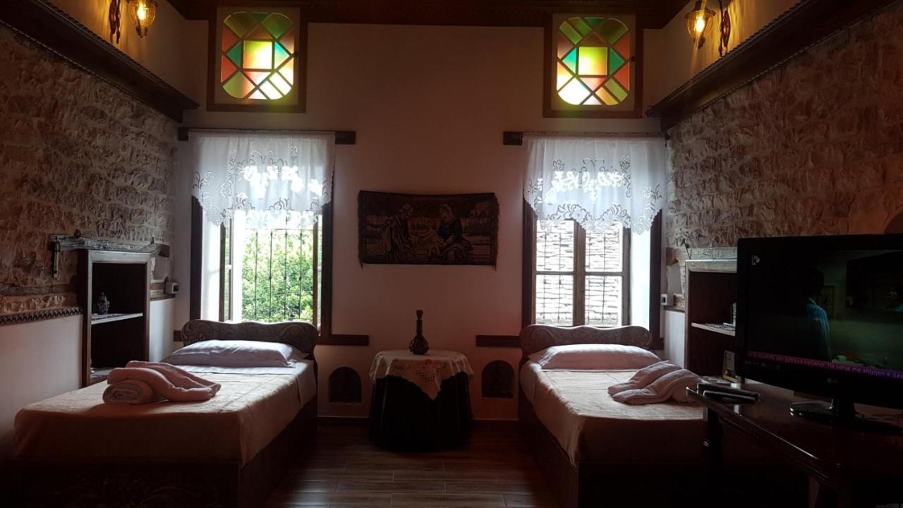 Riva Guest House Gjirokaster Exterior photo