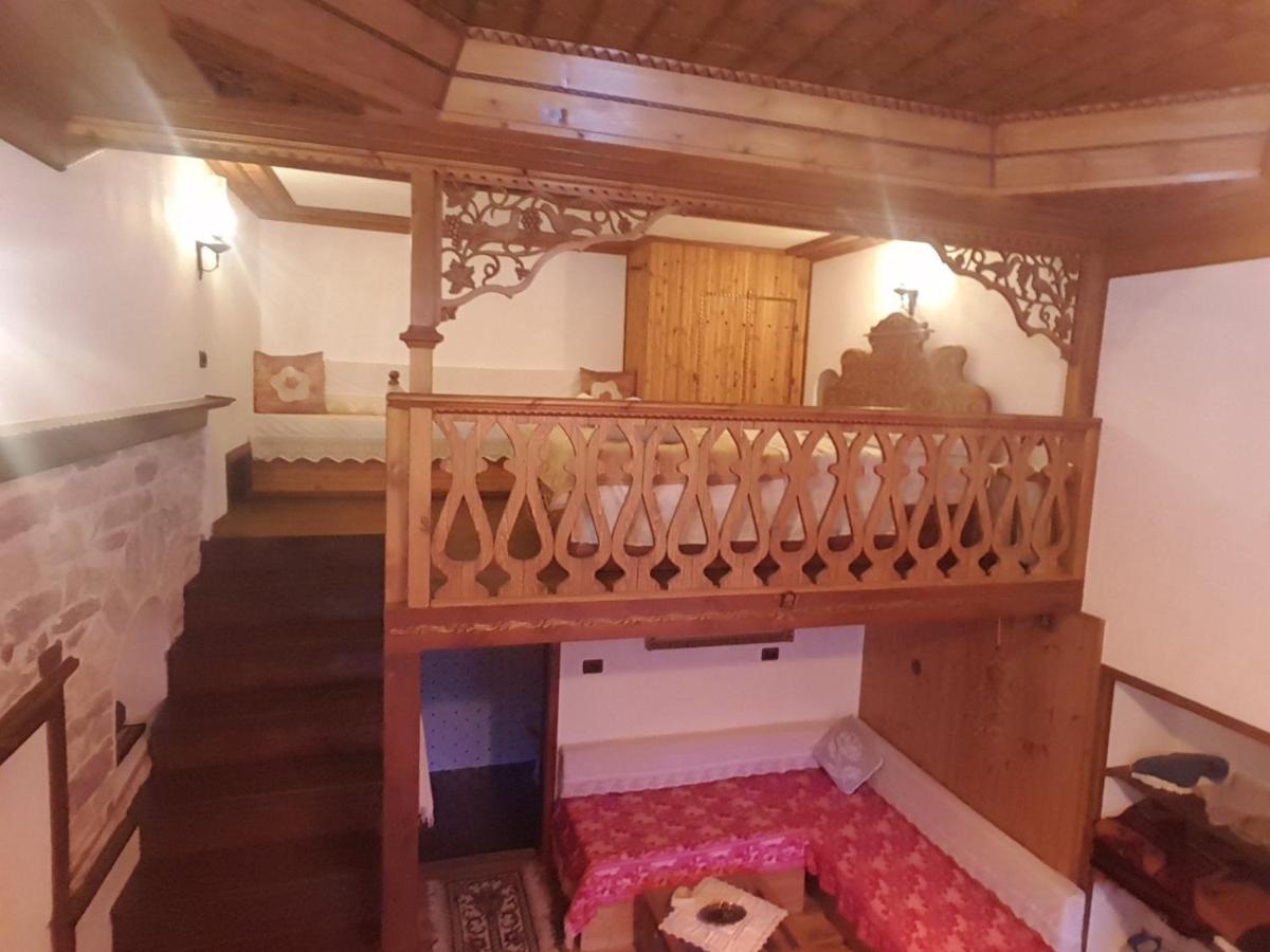 Riva Guest House Gjirokaster Exterior photo