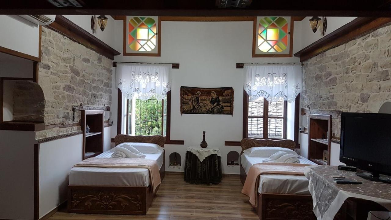 Riva Guest House Gjirokaster Exterior photo