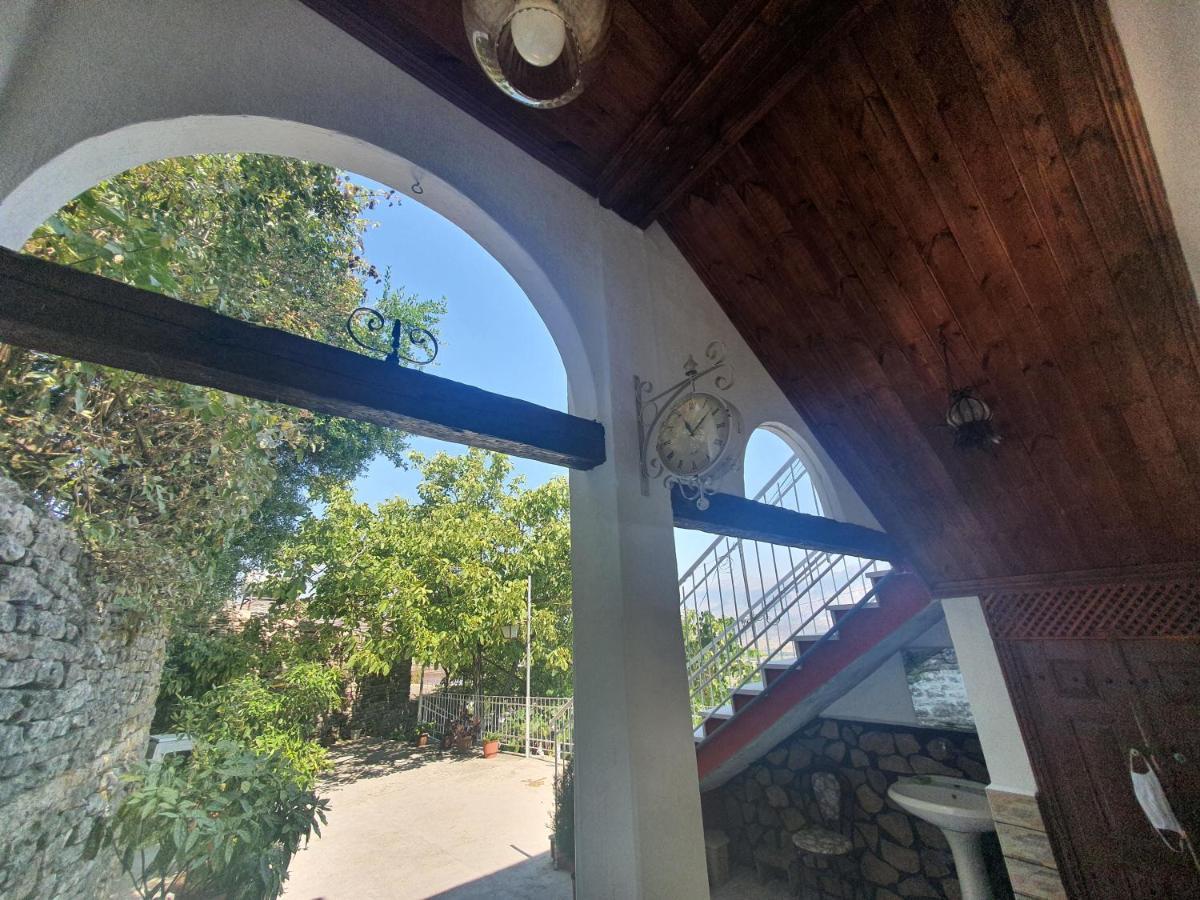 Riva Guest House Gjirokaster Exterior photo